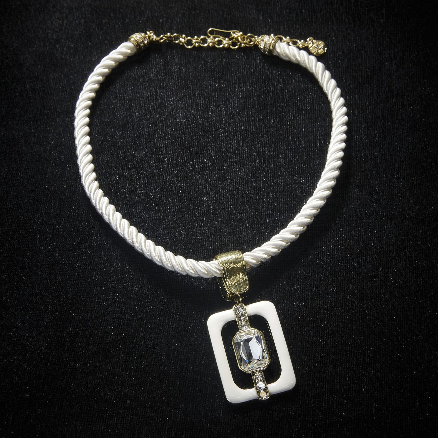 Refined Swarovski Crystal Copper Alloy Jewelry Set KK-91868