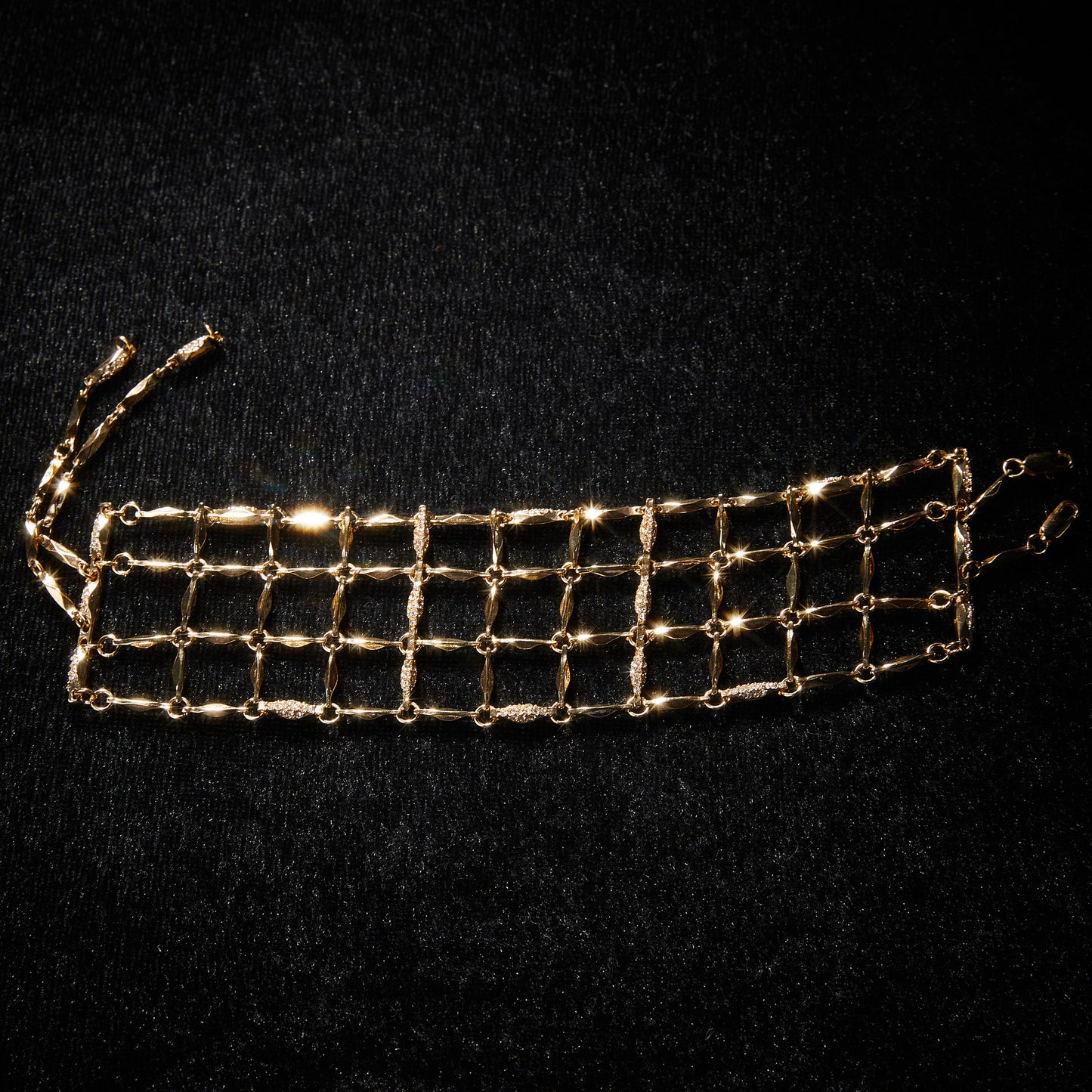 Elegant Copper Alloy Bracelet KK-9438