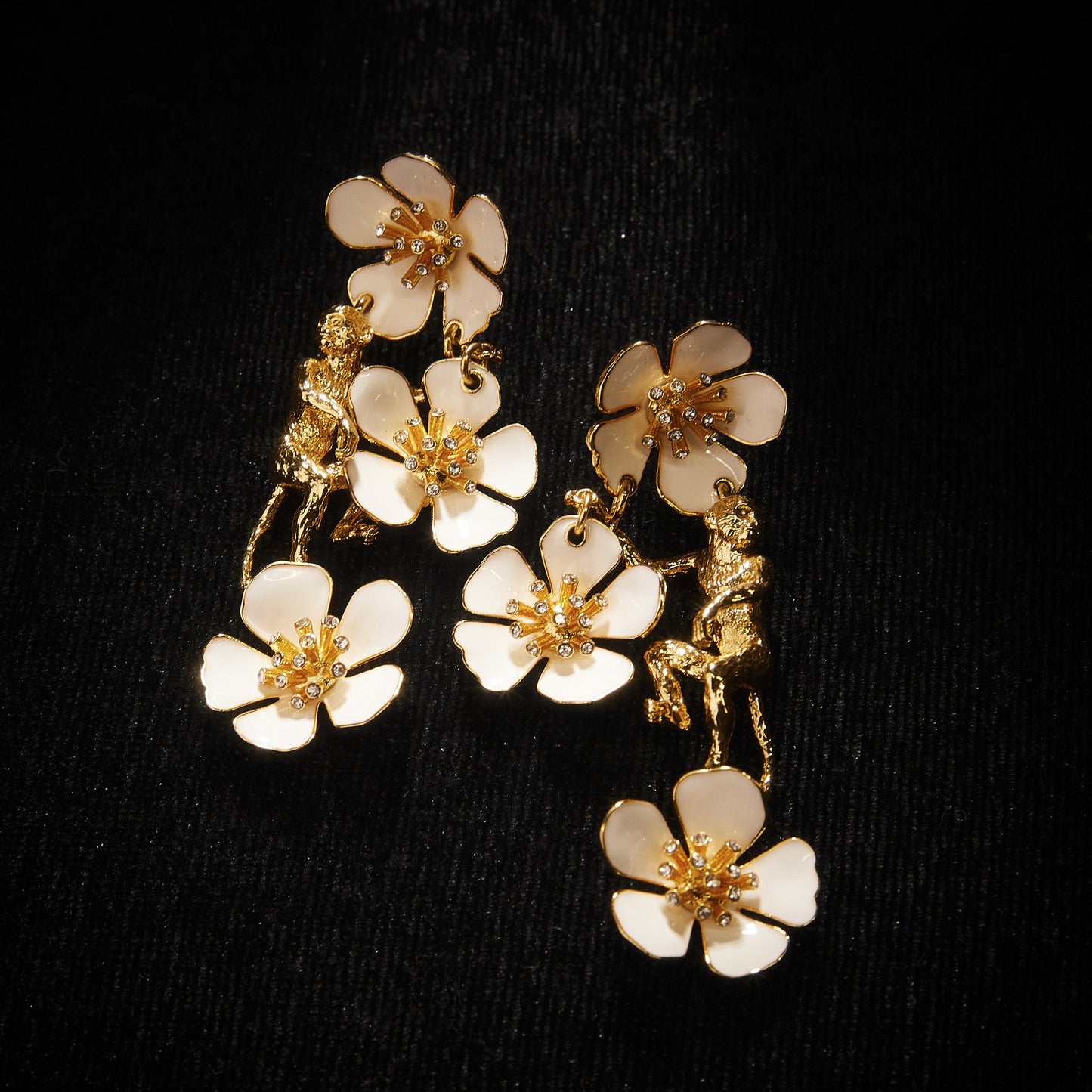 Refined Swarovski Crystal Copper Alloy Earrings KK-9100