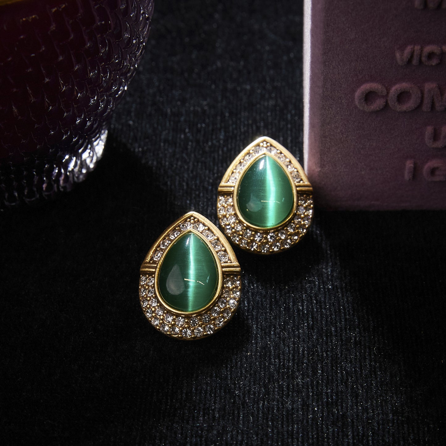 Refined Swarovski Crystal Copper Alloy KK-FL013