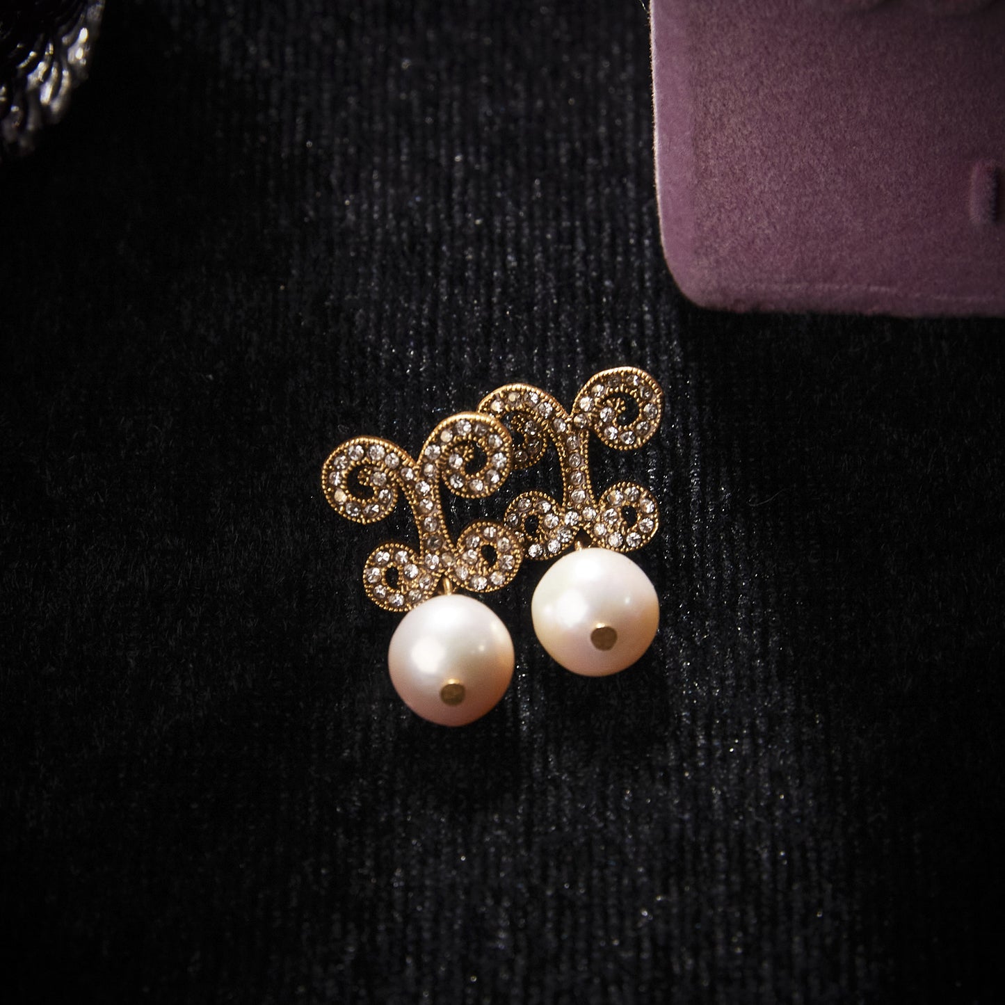 Sparkling Swarovski Crystal Copper Alloy Pearl-Imitation Earrings KK-91728