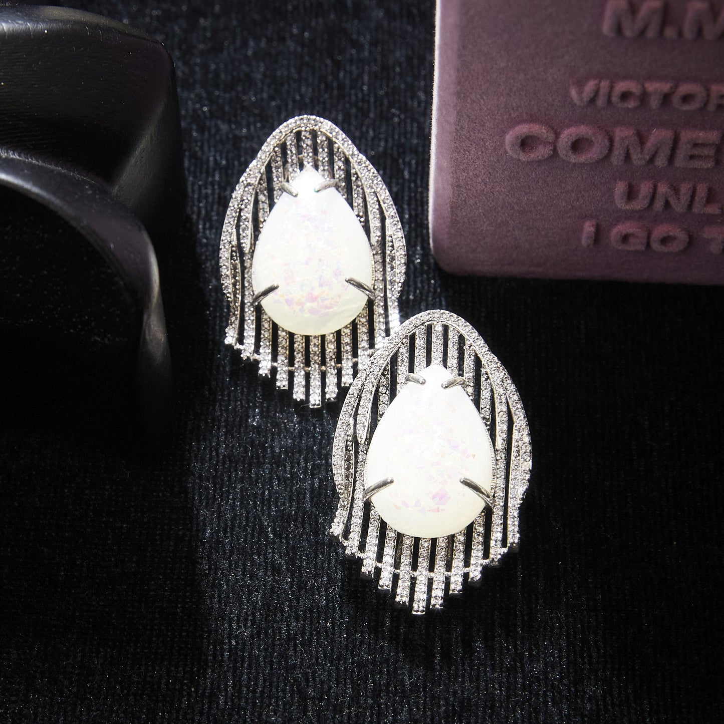 Refined Swarovski Crystal Copper Alloy Earrings KK-91254