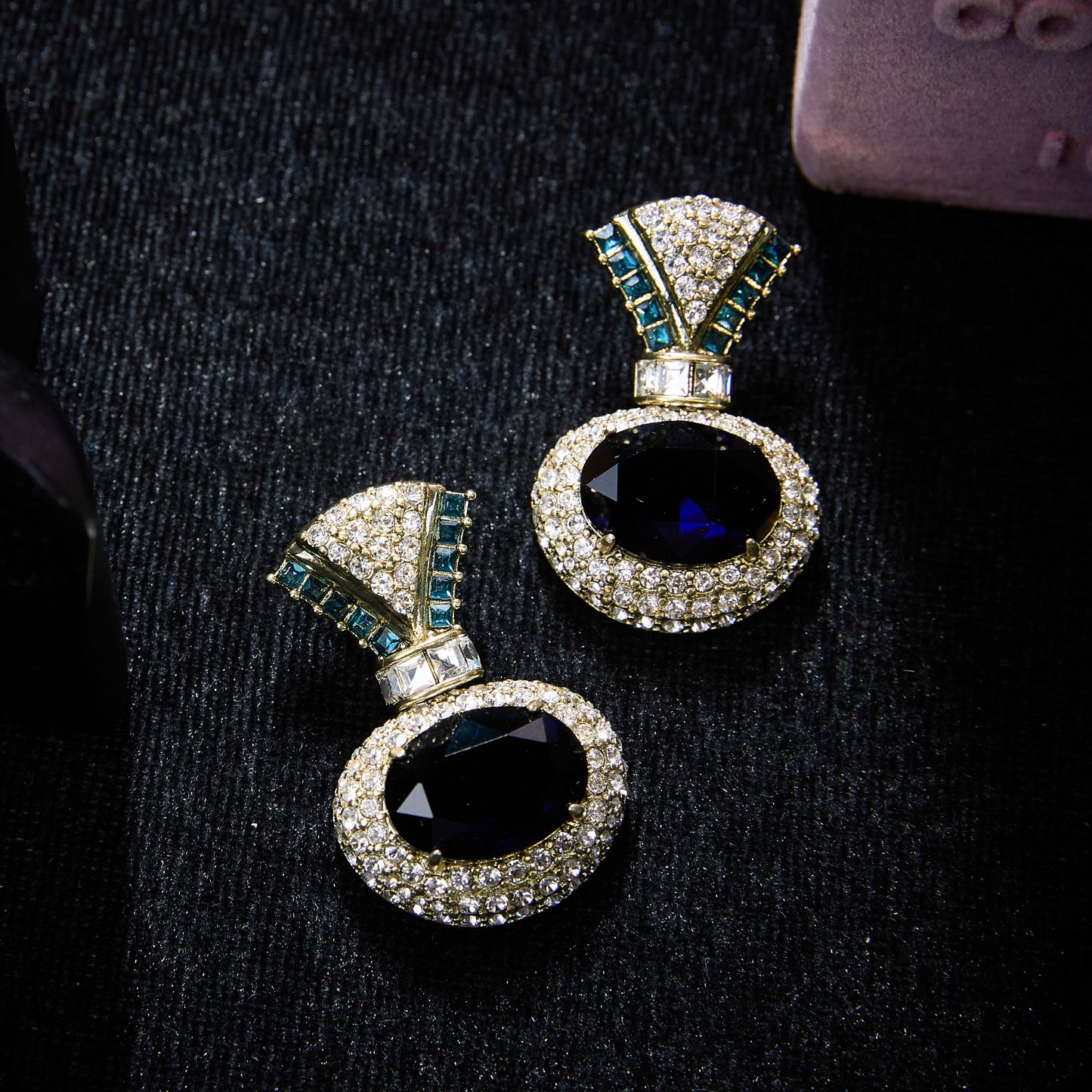 Timeless Swarovski Crystal Copper Alloy Necklace & Earrings Set KK-JB0048