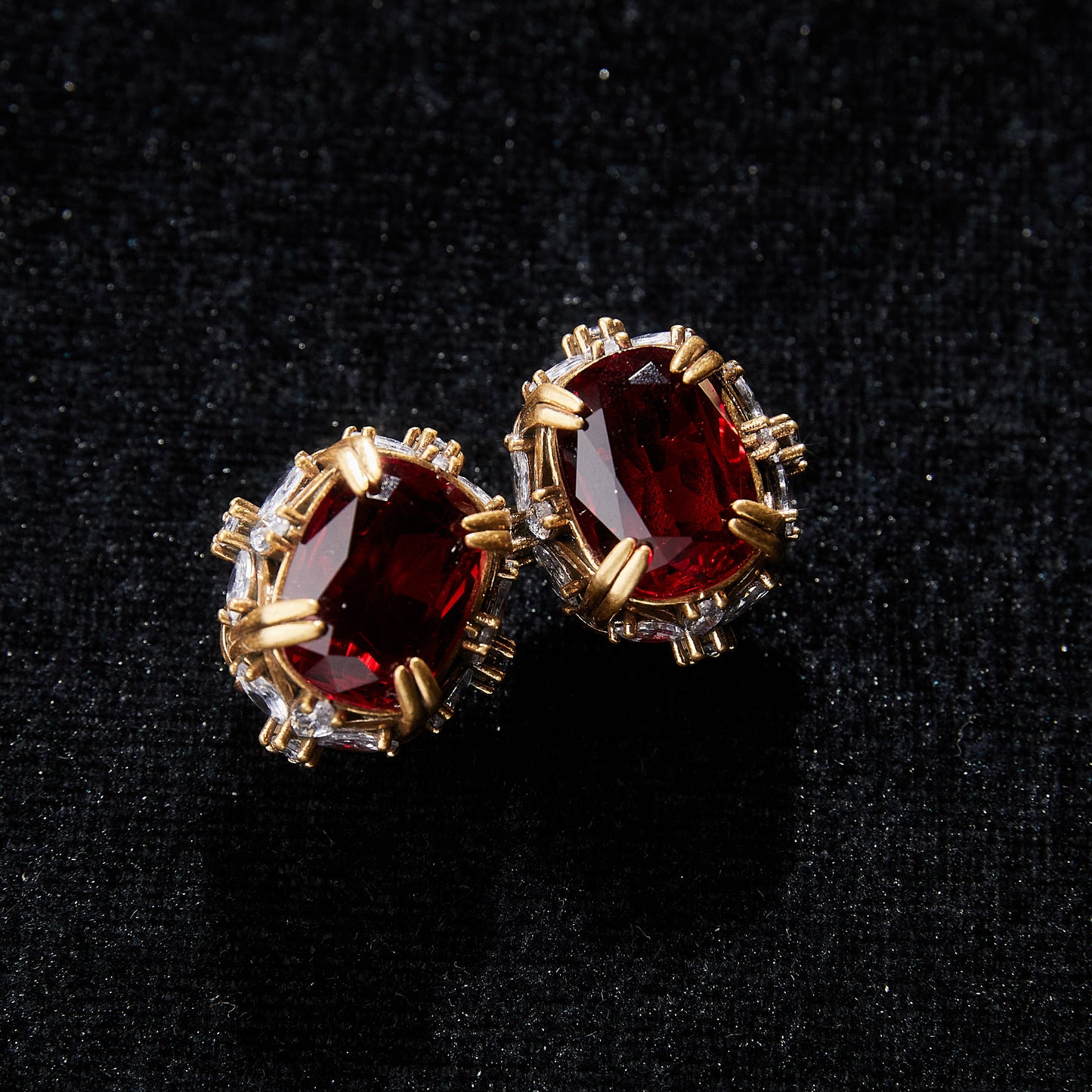 Sparkling Swarovski Crystal Copper Alloy Earrings KK-JB0080