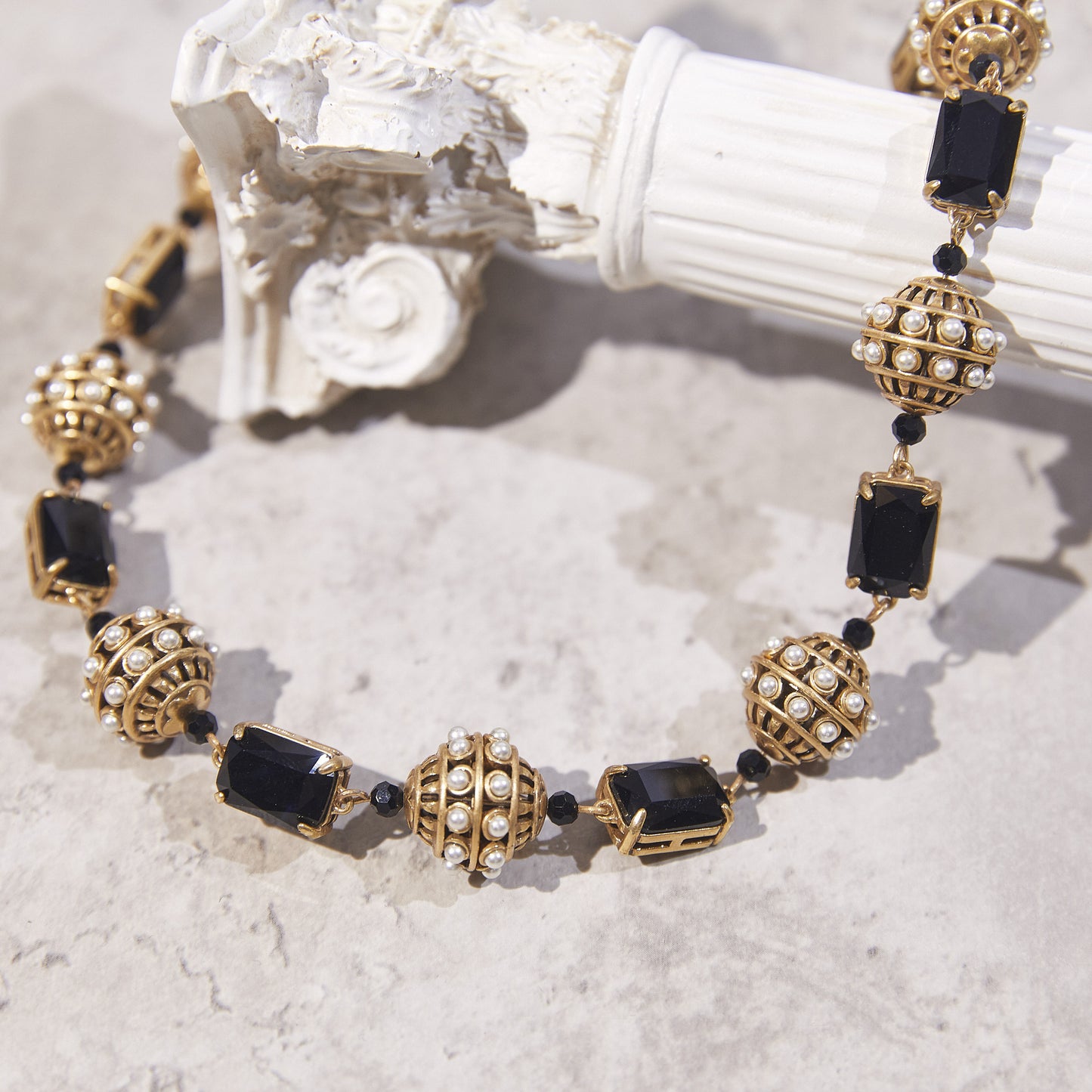 Refined Swarovski Crystal Copper Alloy Pearl-Imitation Necklace KK-9481