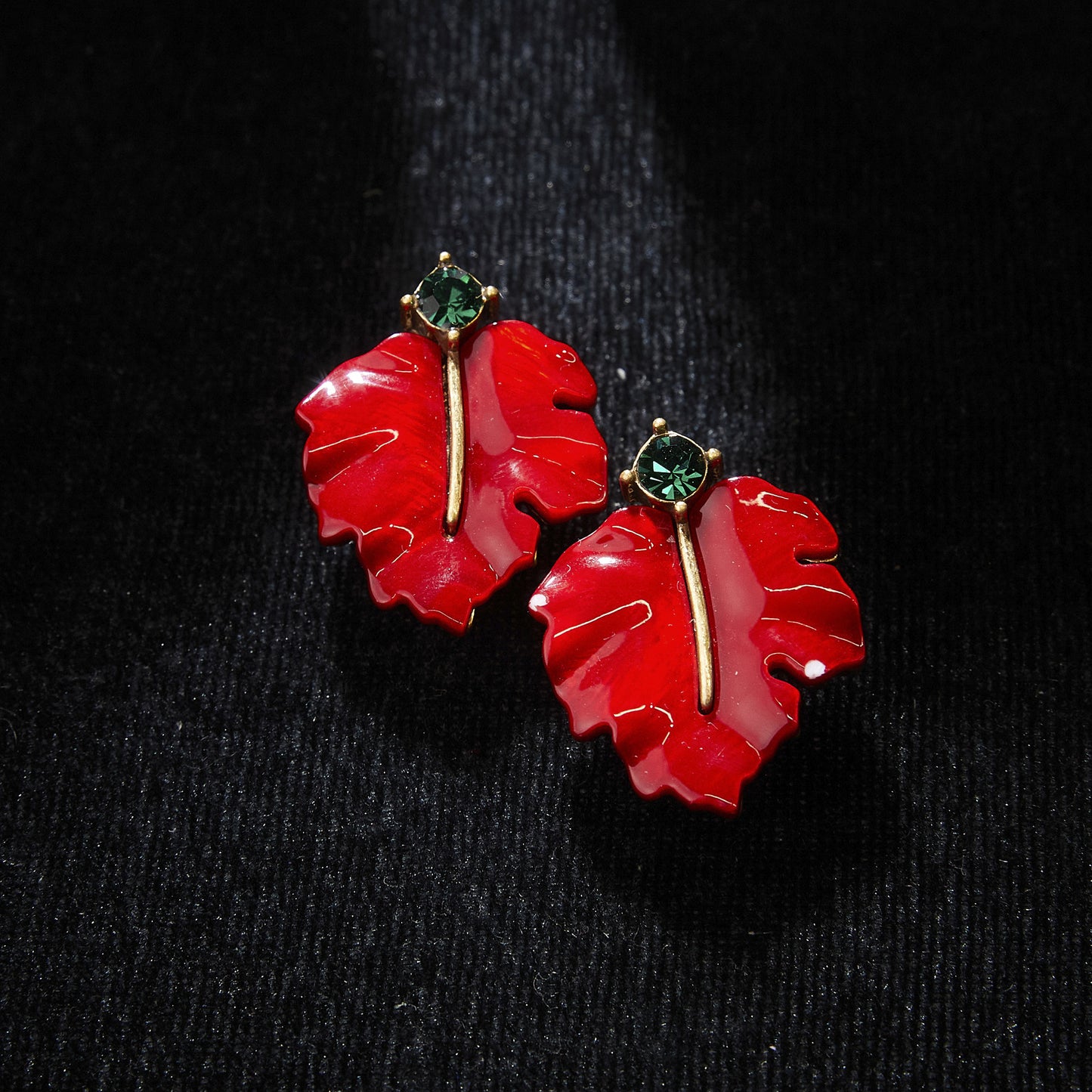 Sparkling Swarovski Crystal Copper Alloy Earrings KK-91014