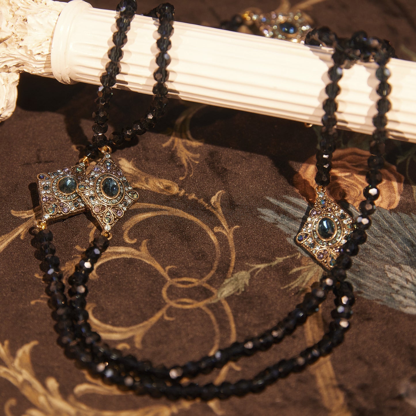 Refined Swarovski Crystal Copper Alloy Necklace KK-9901