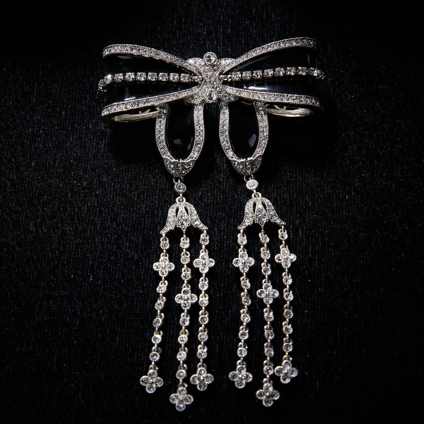 Sparkling Swarovski Crystal Copper Alloy Brooch KK-92002