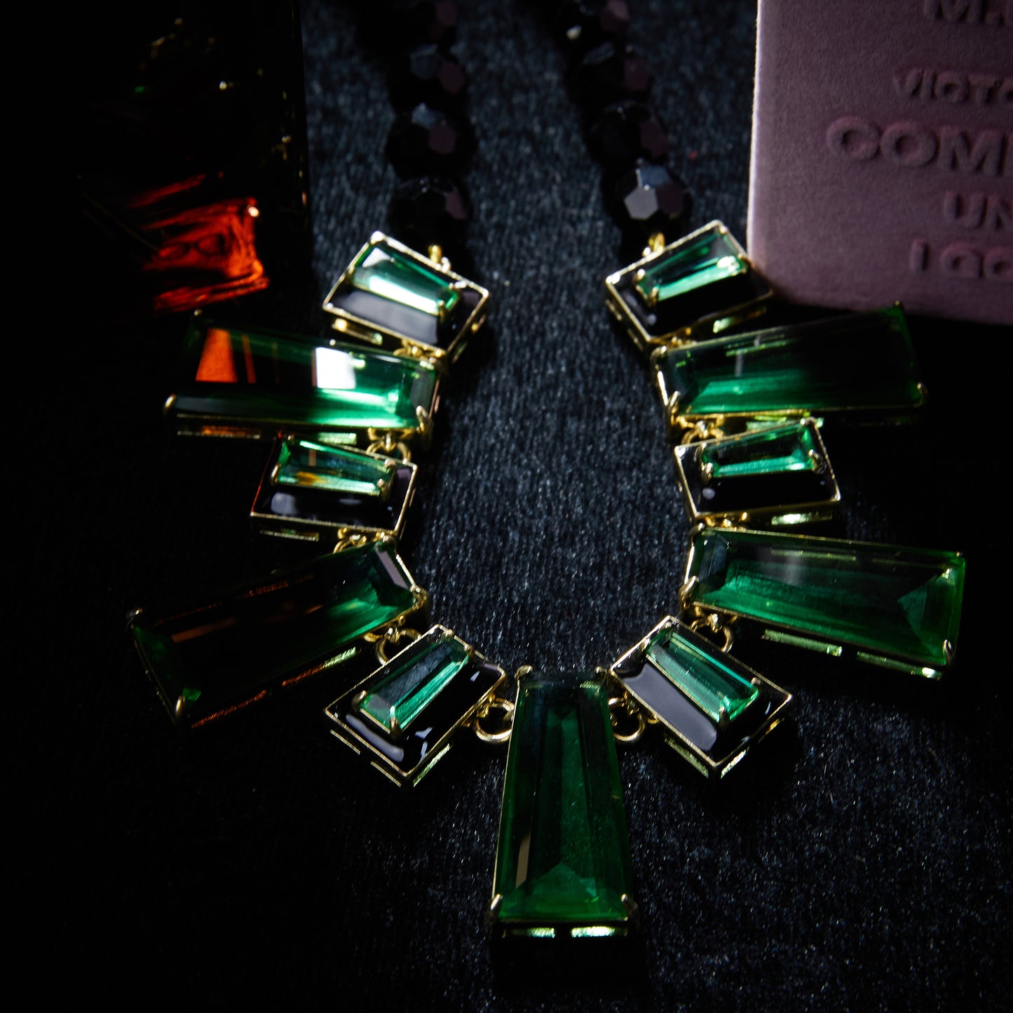 Sparkling Swarovski Crystal Copper Alloy Jewelry Set KK-91930