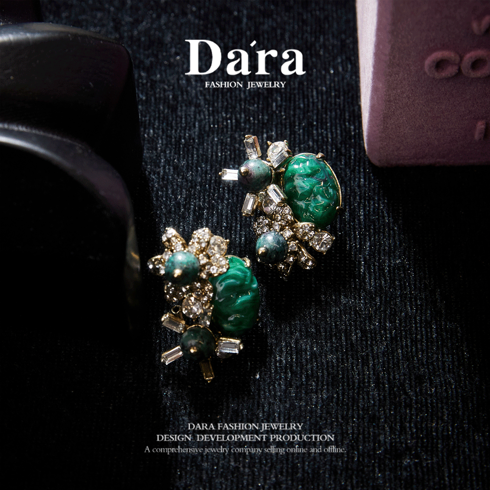 Refined Swarovski Crystal Copper Alloy Earrings  KK-91169