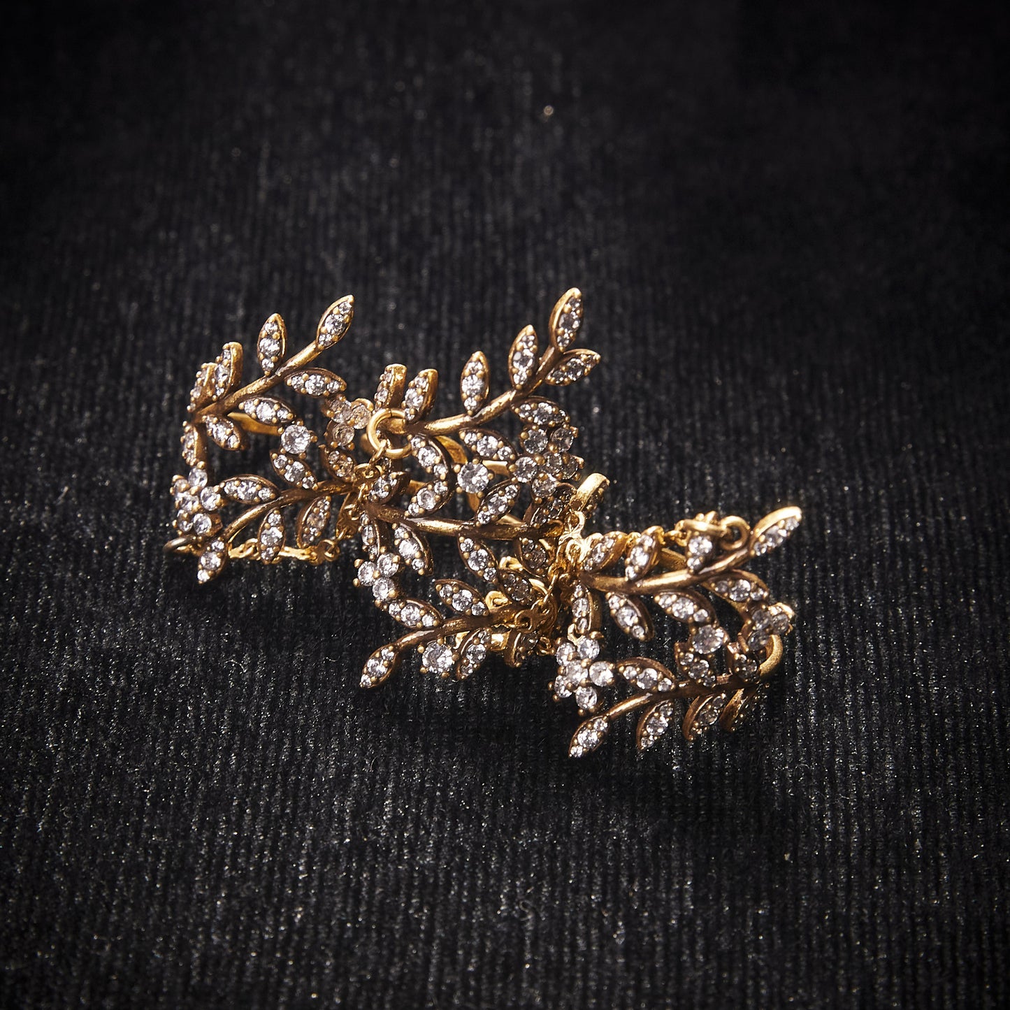 Refined Swarovski Crystal Copper Alloy Ring KK-91500