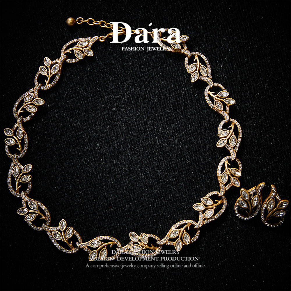 Sparkling Swarovski Crystal Copper Alloy Necklace & Earrings  KK-91400/91749