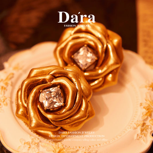 Refined Swarovski Crystal Copper Alloy  KK-9872