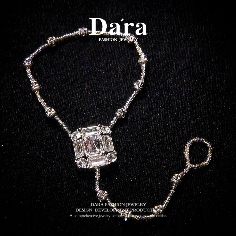 Sparkling Swarovski Crystal Copper Alloy Necklace KK-91047