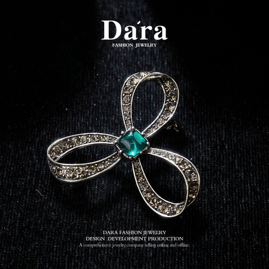 Sparkling Swarovski Crystal Copper Alloy Brooch KK-FL015