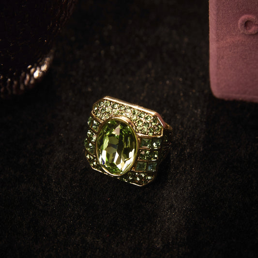 Refined Swarovski Crystal Copper Alloy Ring KK-91586