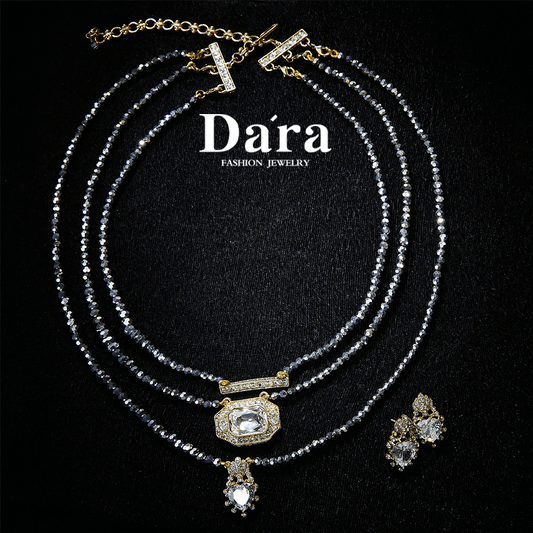 Sleek Swarovski Crystal Copper Alloy Jewelry Set  KK-92059