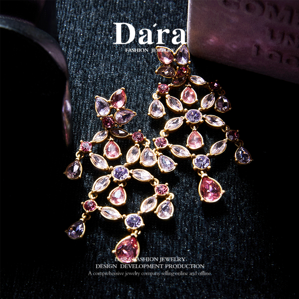 Refined Swarovski Crystal Copper Alloy Earrings  KK-91434