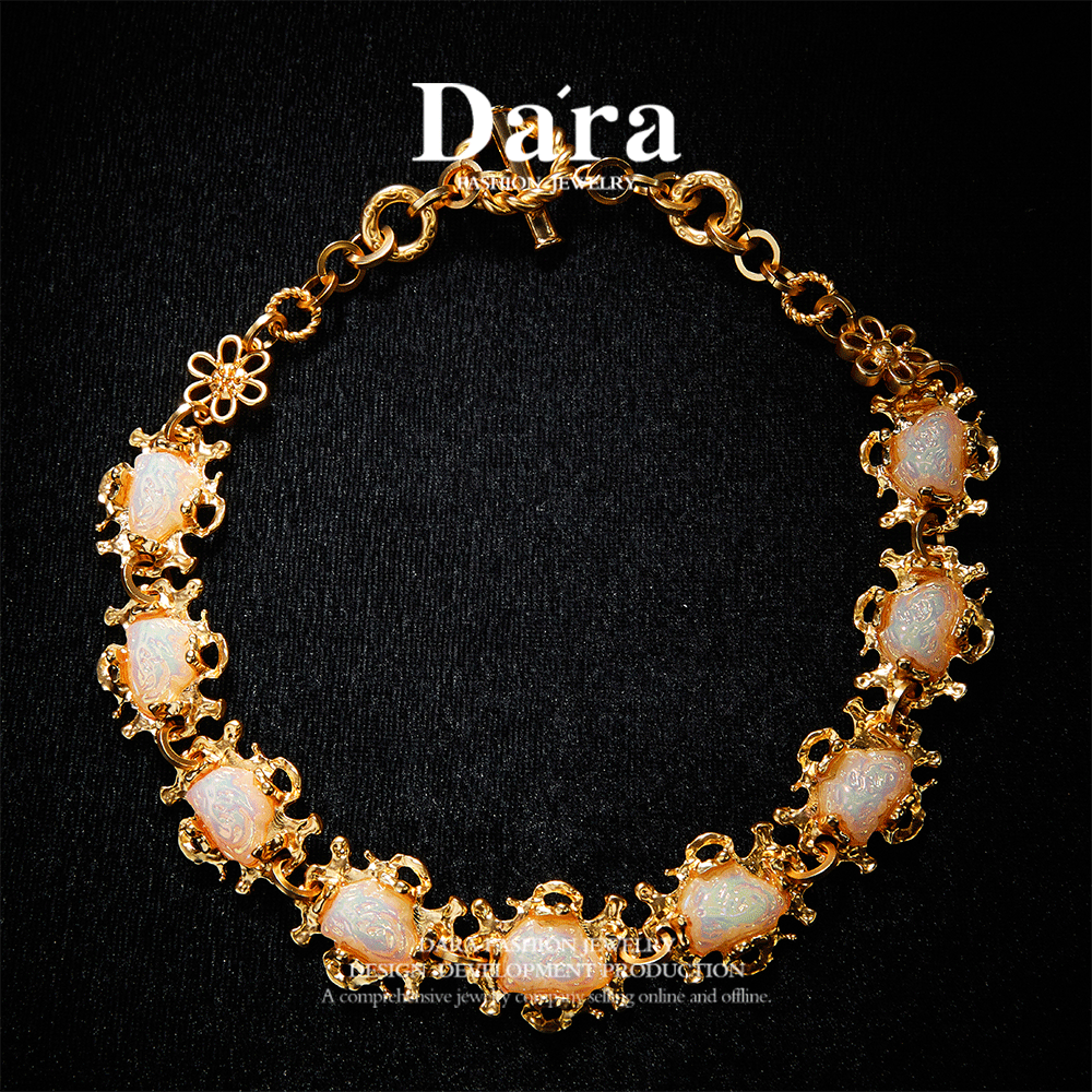 Refined Swarovski Crystal Copper Alloy Necklace KK-JB0146