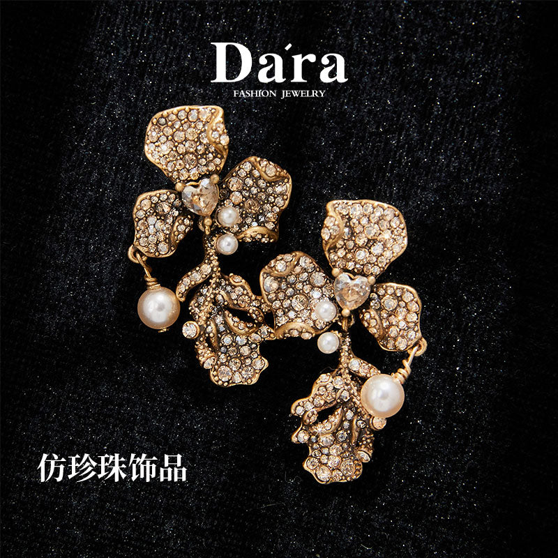 Sparkling Swarovski Crystal Copper Alloy Pearl-Imitation Jewelry Set KK-92140