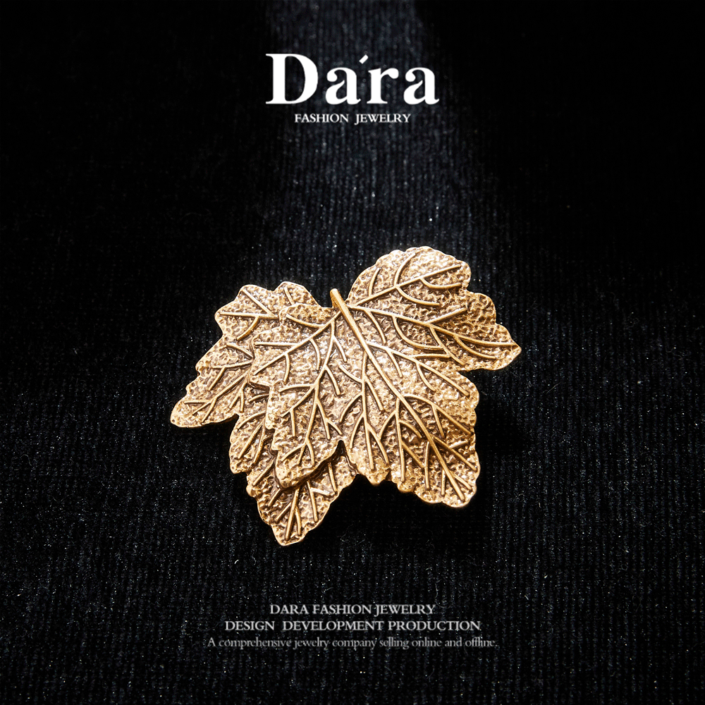 Elegant Copper Alloy Brooch  KK-FL028