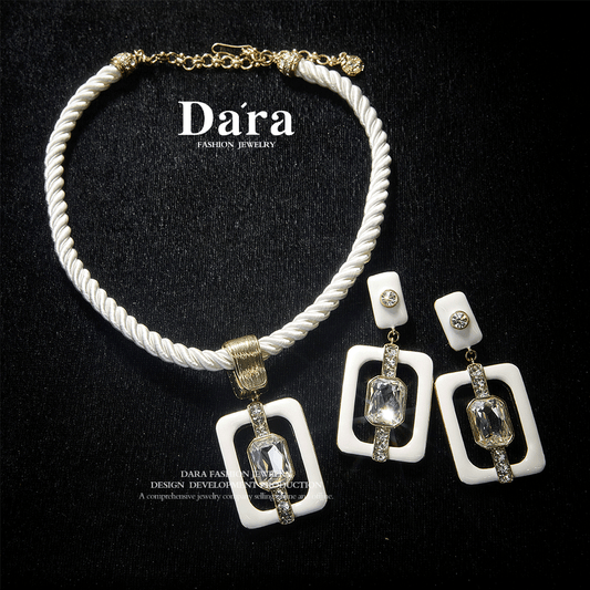 Refined Swarovski Crystal Copper Alloy Jewelry Set KK-91868