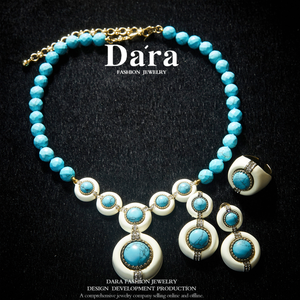 Sparkling Swarovski Crystal Copper Alloy Jewelry Set KK-91762