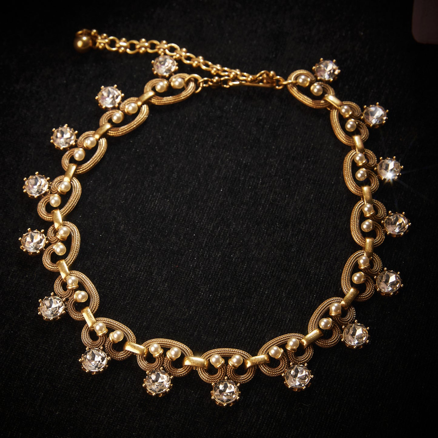 Sparkling Swarovski Crystal Copper Alloy Necklace KK-91611