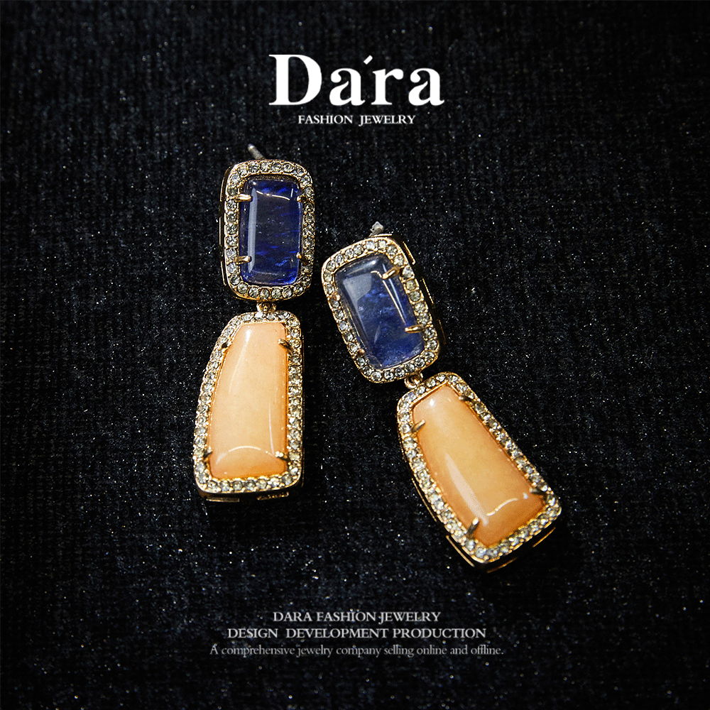 Sparkling Swarovski Crystal Copper Alloy Earrings KK-JB0163