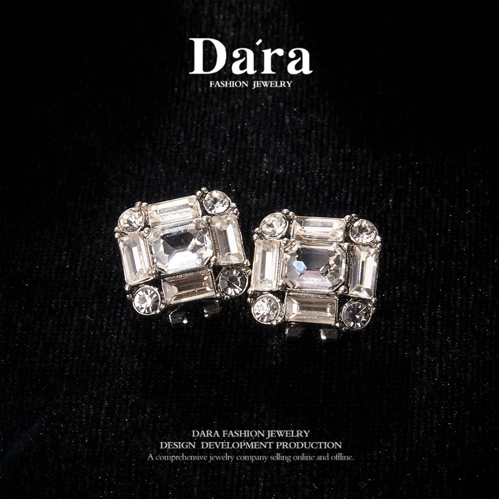 Timeless Swarovski Crystal Copper Alloy Earrings KK-91059