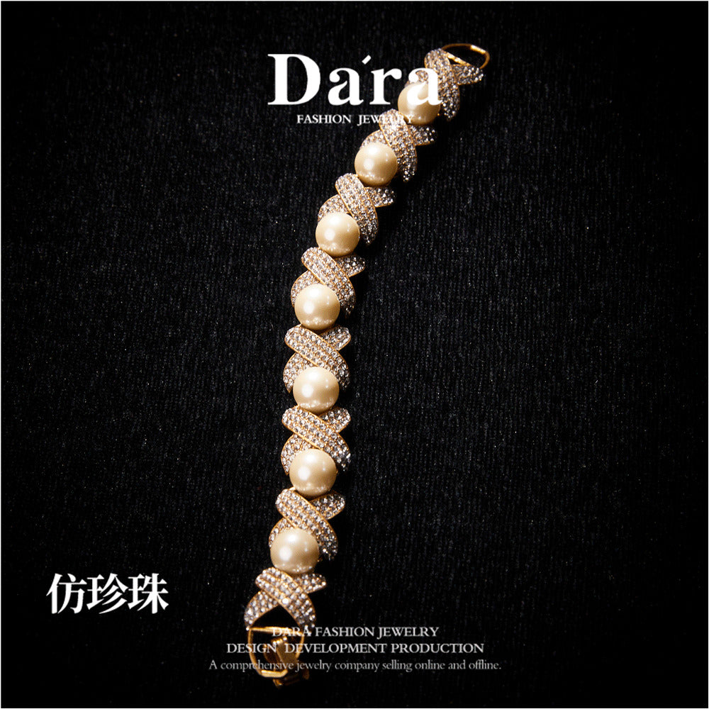 Sparkling Swarovski Crystal Copper Alloy Pearl-Imitation Bracelet KK-91064