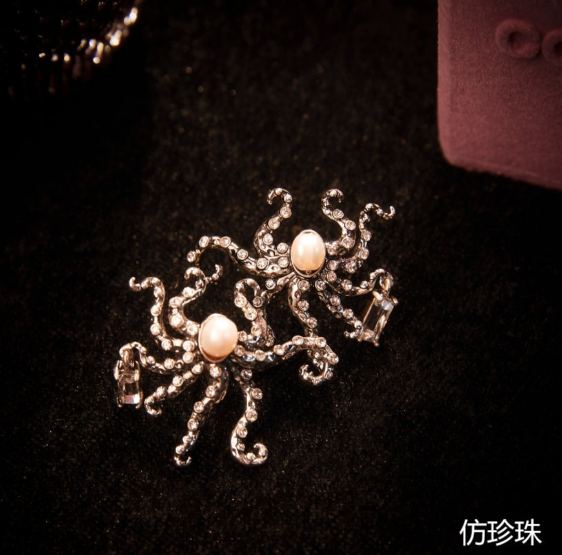 Sparkling Swarovski Crystal Copper Alloy Pearl-Imitation Earrings  KK-91052