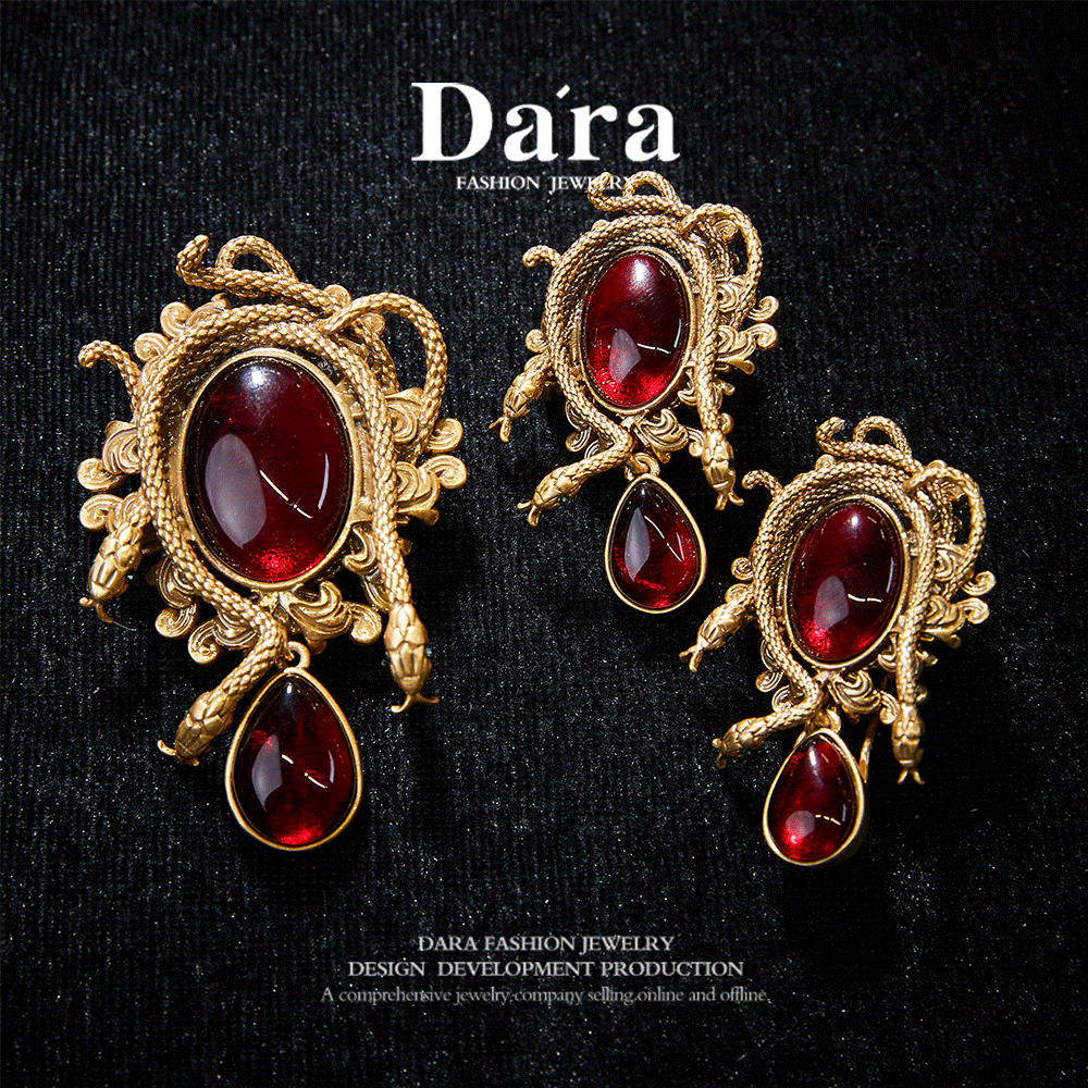 Sparkling Swarovski Crystal Copper Alloy Jewelry Set  KK-JB0076