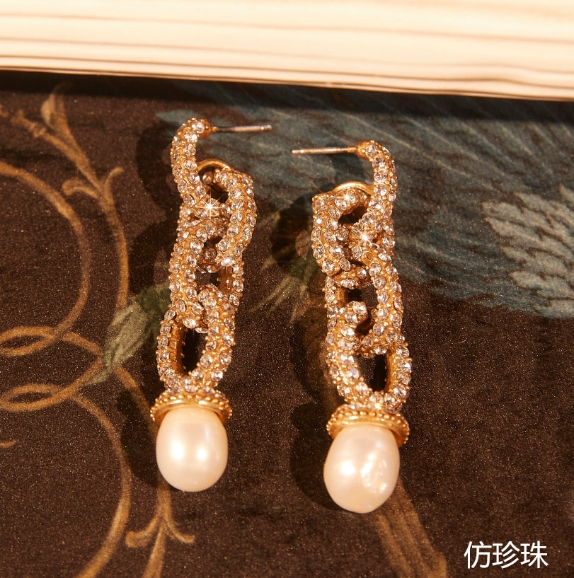 Sparkling Swarovski Crystal Copper Alloy Pearl-Imitation Earrings KK-91072