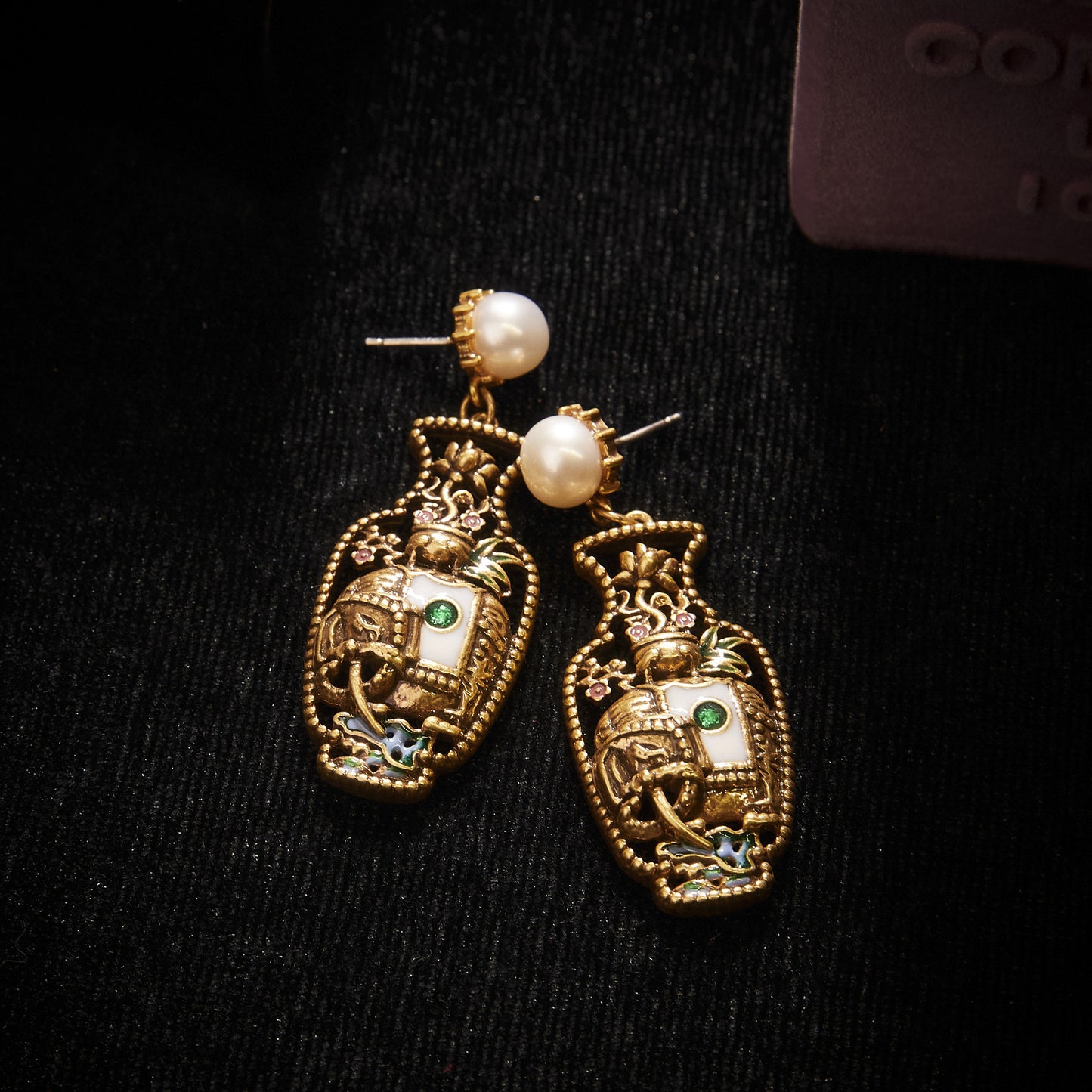 Sparkling Swarovski Crystal Copper Alloy Earrings KK-9375