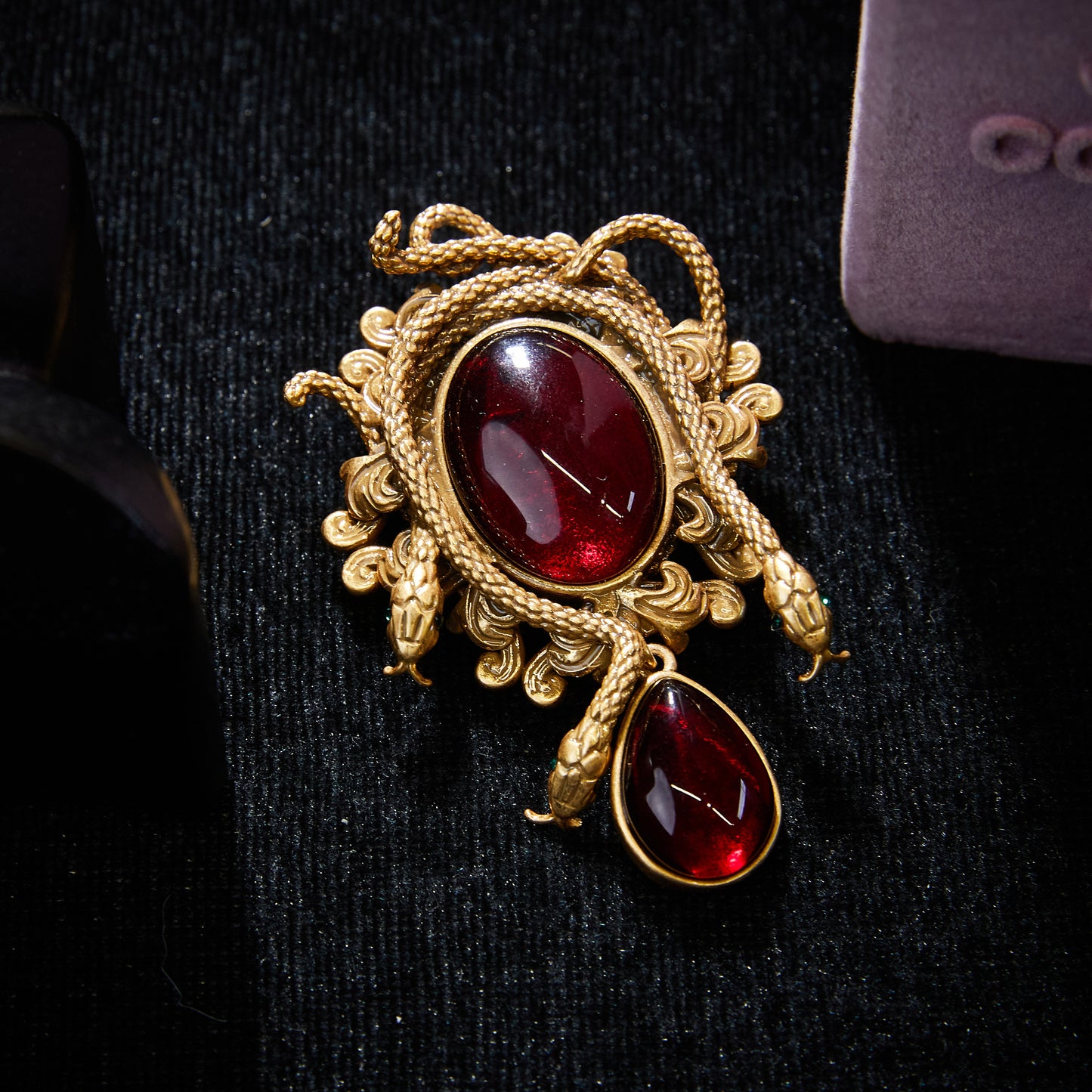 Sparkling Swarovski Crystal Copper Alloy Jewelry Set  KK-JB0076