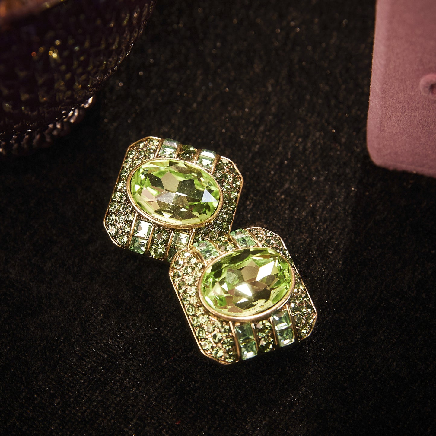 Timeless Swarovski Crystal Copper Alloy Earrings KK-91585