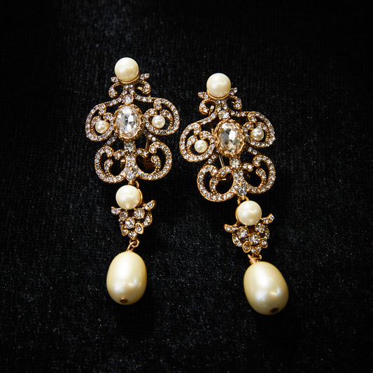 Sparkling Swarovski Crystal Copper Alloy Pearl-Imitation Earrings KK-JB0116