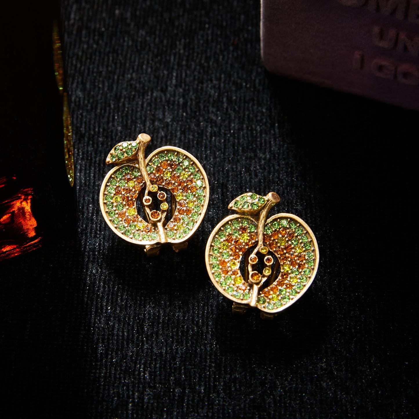 Refined Swarovski Crystal Copper Alloy Jewelry Set KK-JB0187