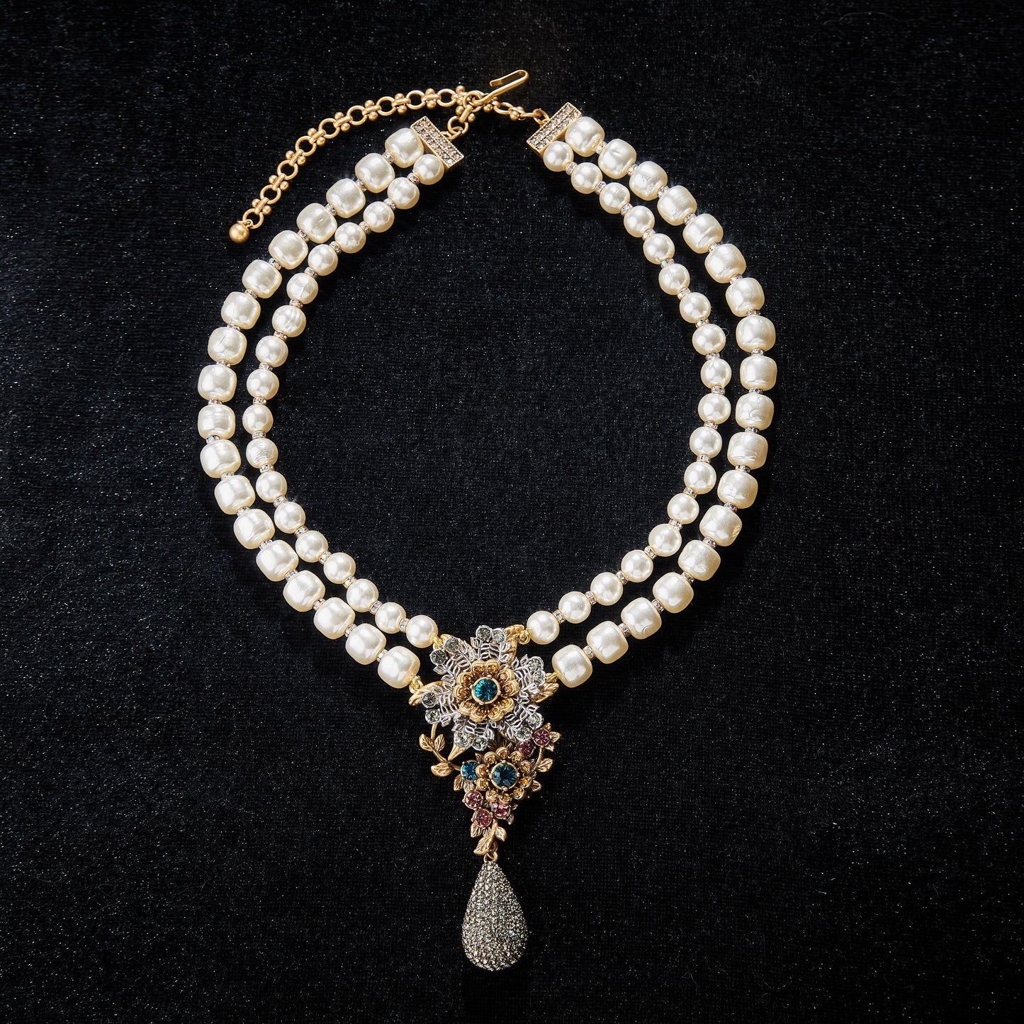 Sparkling Swarovski Crystal Copper Alloy Pearl-Imitation Necklace KK-JK0015