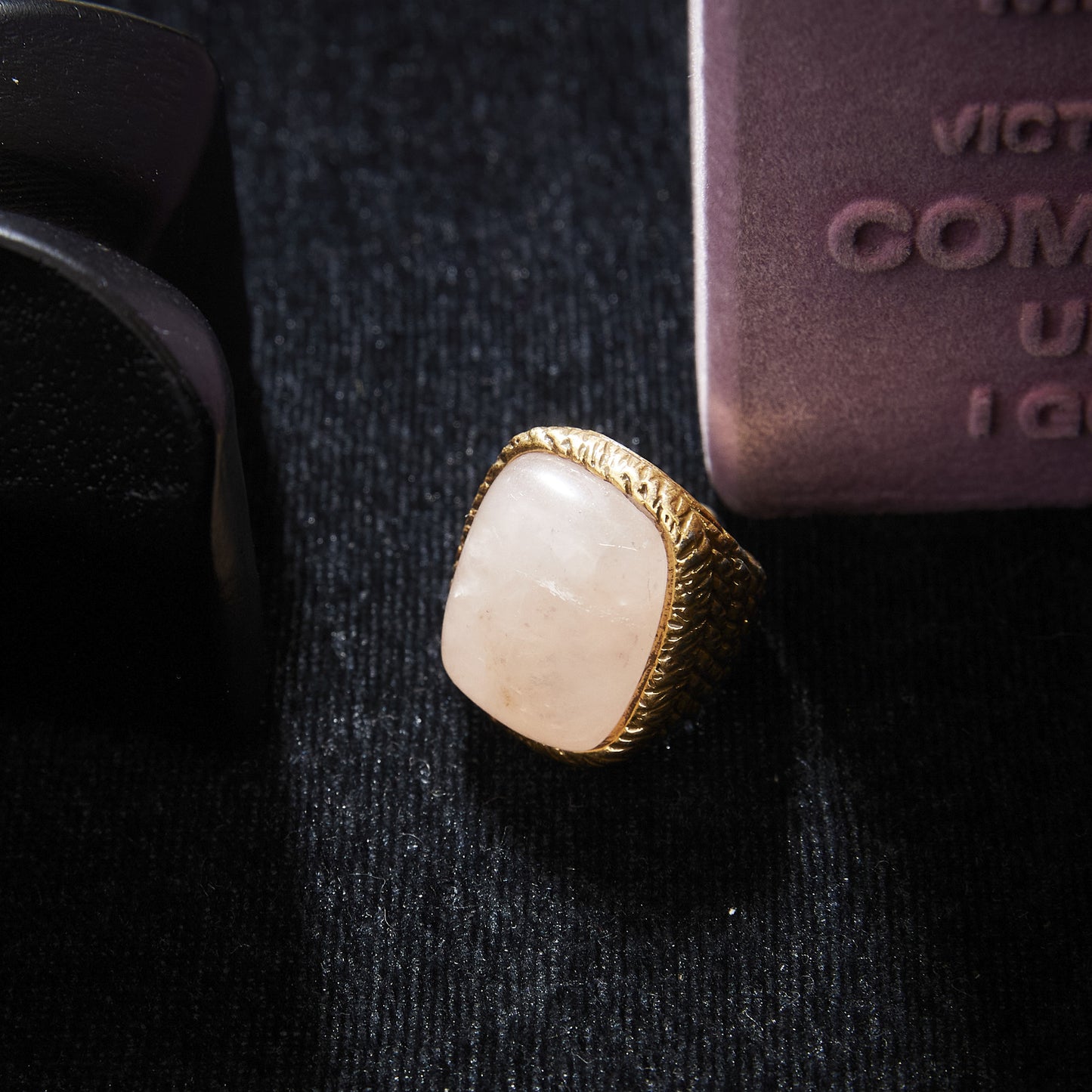 Refined Swarovski Crystal Copper Alloy Ring KK-91058