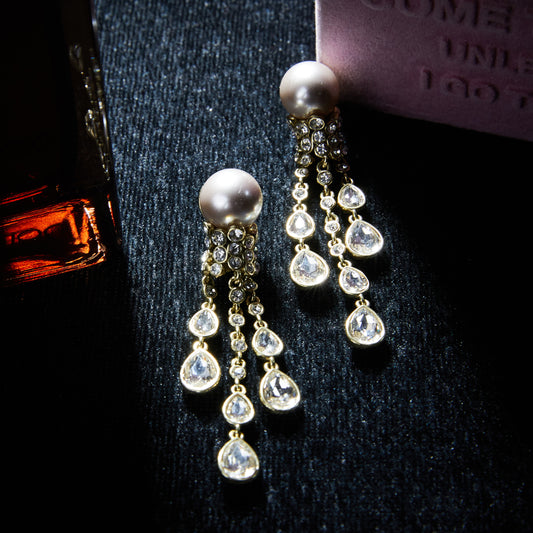 Refined Swarovski Crystal Copper Alloy Pearl-Imitation Earrings KK-91337