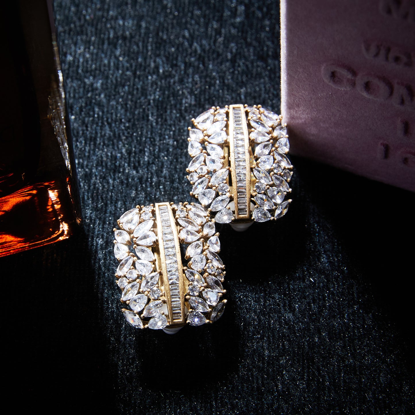 Elegant Copper Alloy Clip-On Earrings   KK-9385