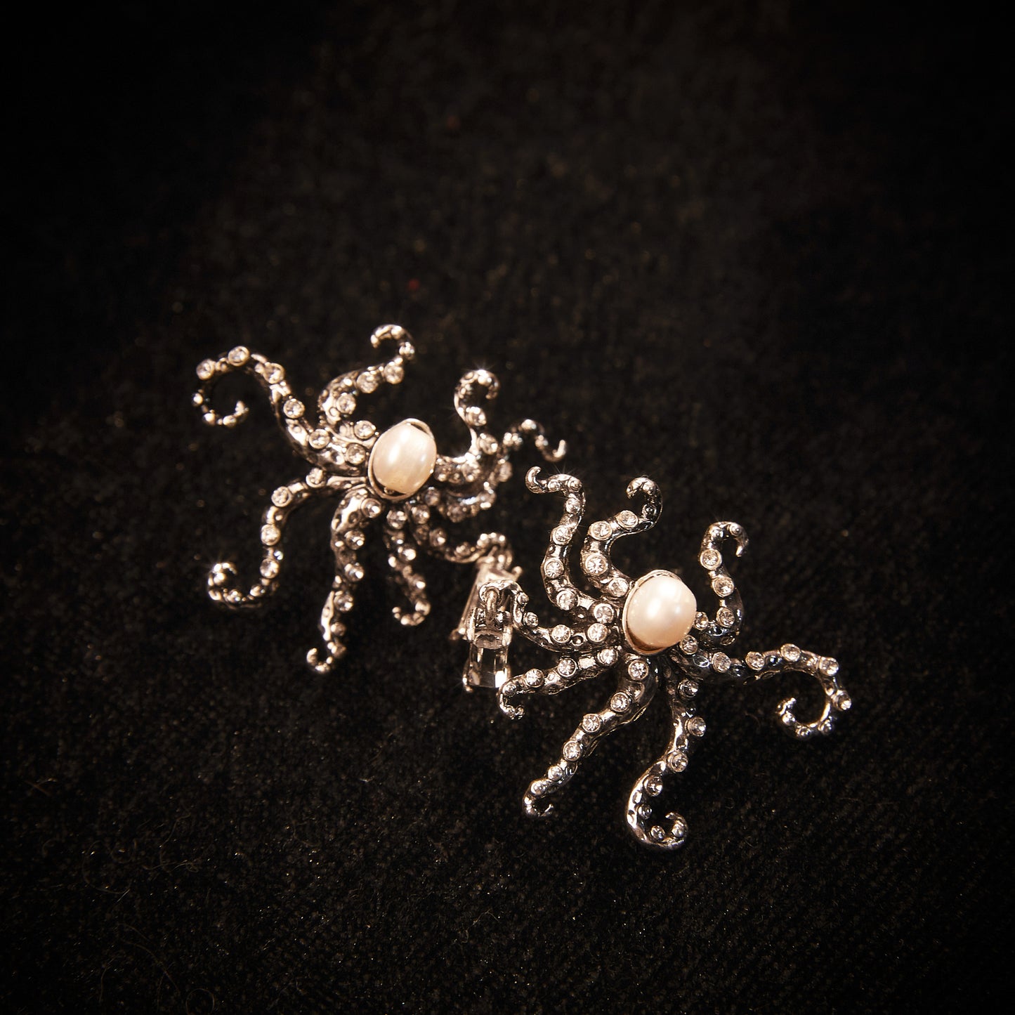 Sparkling Swarovski Crystal Copper Alloy Pearl-Imitation Earrings  KK-91052