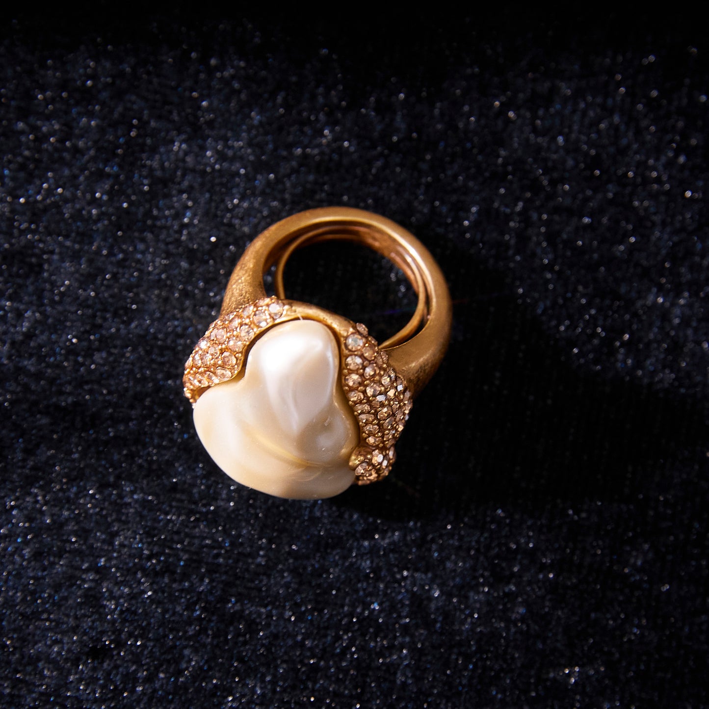 Refined Swarovski Crystal Copper Alloy Pearl-Imitation Ring KK-92193