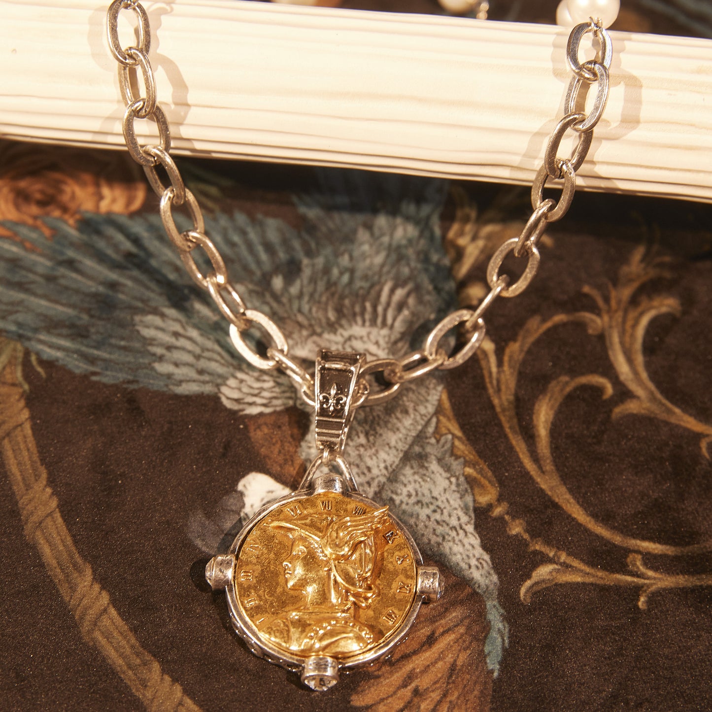 Sparkling  Copper Alloy Pearl-Imitation Necklace KK-91467