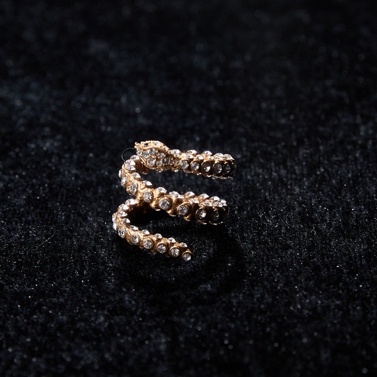 Elegant Copper Alloy Ring KK-JB0143