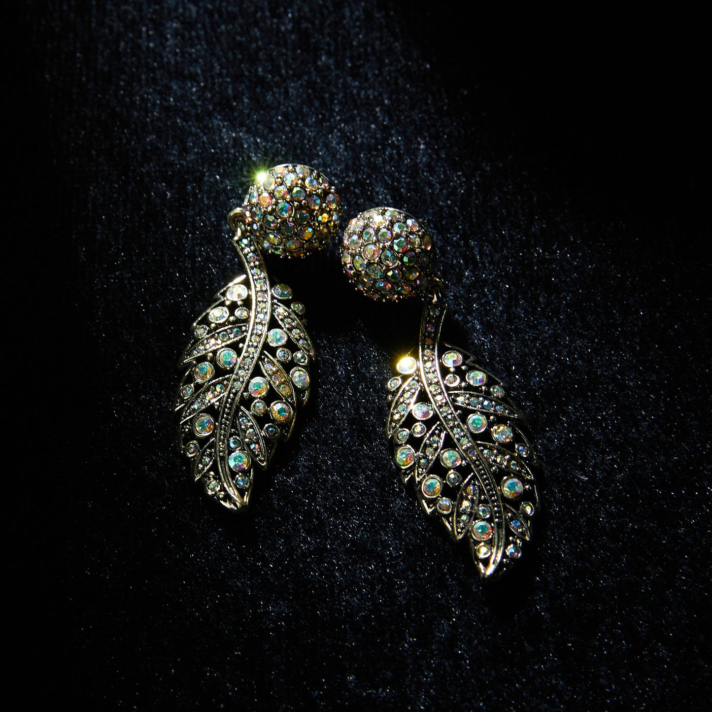 Refined Swarovski Crystal Copper Alloy Earrings  KK-91320