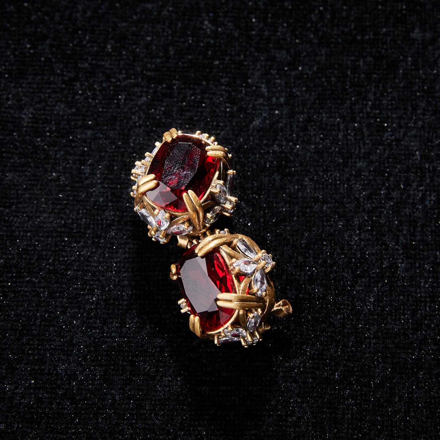 Sparkling Swarovski Crystal Copper Alloy Earrings KK-JB0080