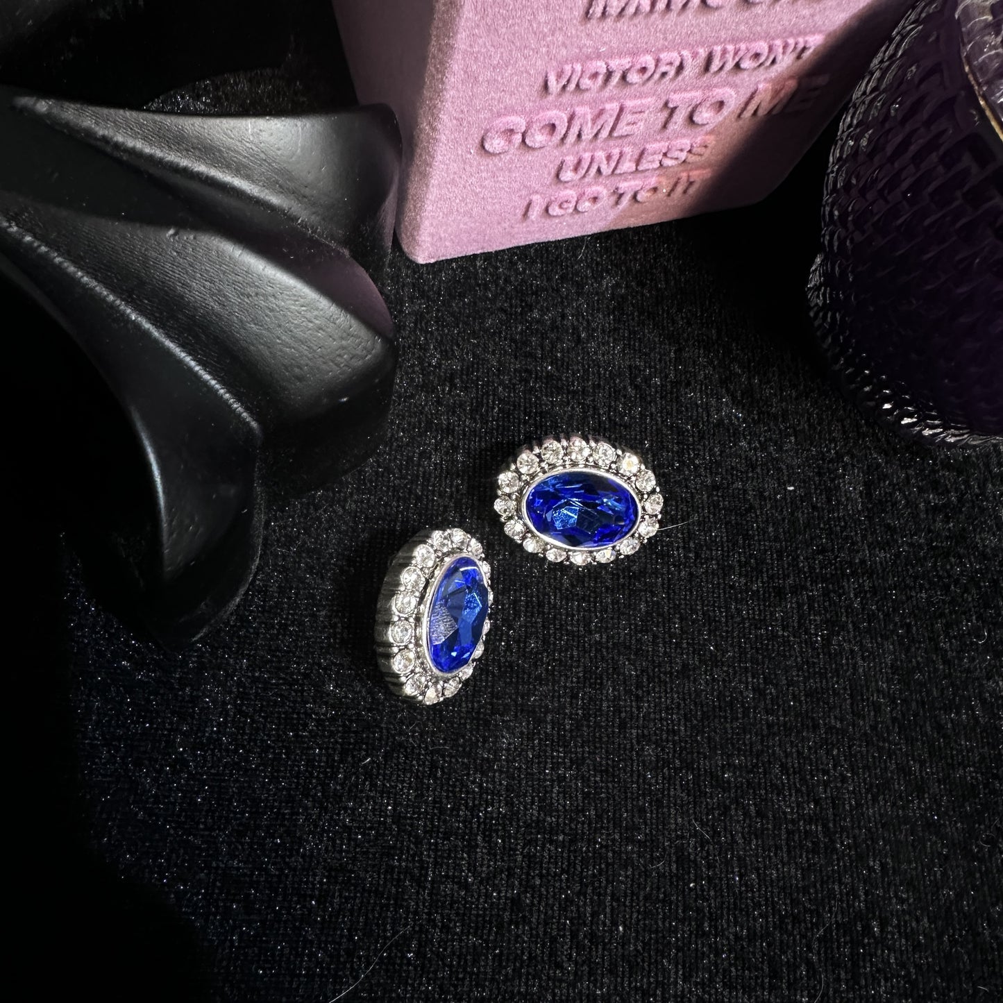 Sparkling Swarovski Crystal Copper Alloy Earrings KK-91025